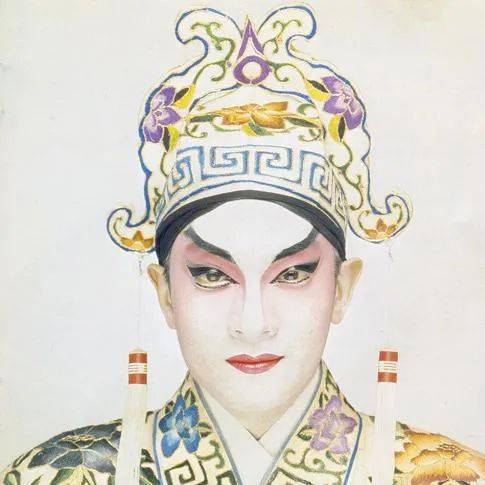 新加坡音樂教父卷入“網絡詐騙”案,“型英帥”惹的禍