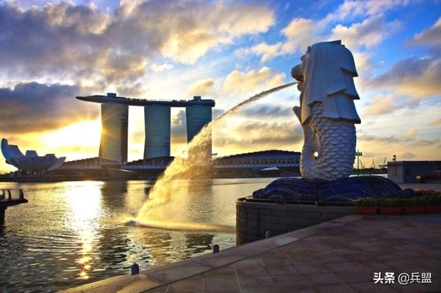 新加坡選邊站隊,這次不是美國也不是中國!軍隊開上對方領土