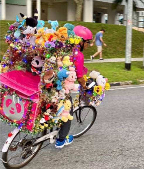 新加坡送餐单车变身“精灵宝可梦树”,超吸引眼球!真的安全吗