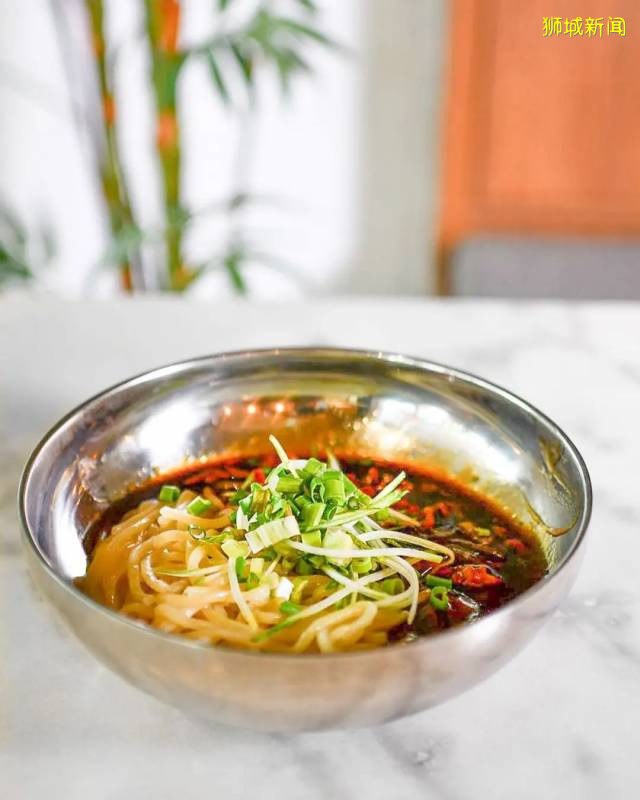 没办法外出旅?在新加坡体会在韩国Cafe的feel