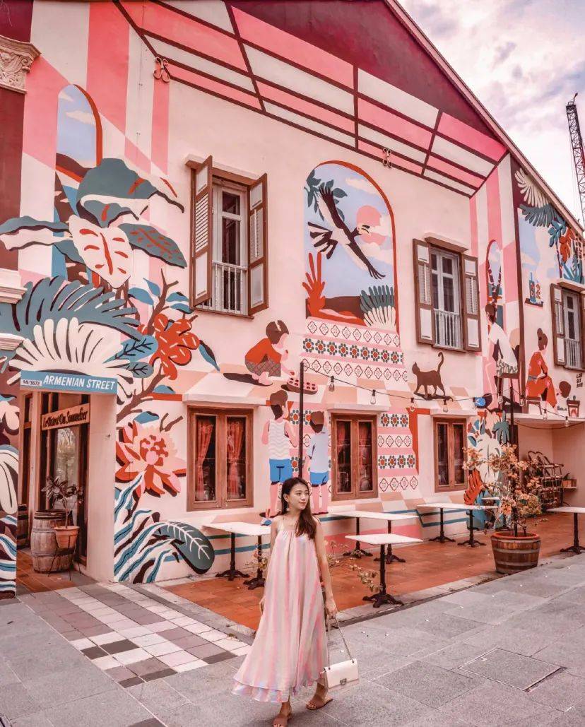 柯南街頭吃榴梿?私宅門口驚現20米壁畫?虞書欣每次都要來這裏