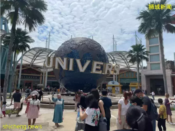 曼谷機場被新加坡人擠爆！小長假期間，新加坡到處都是人從衆