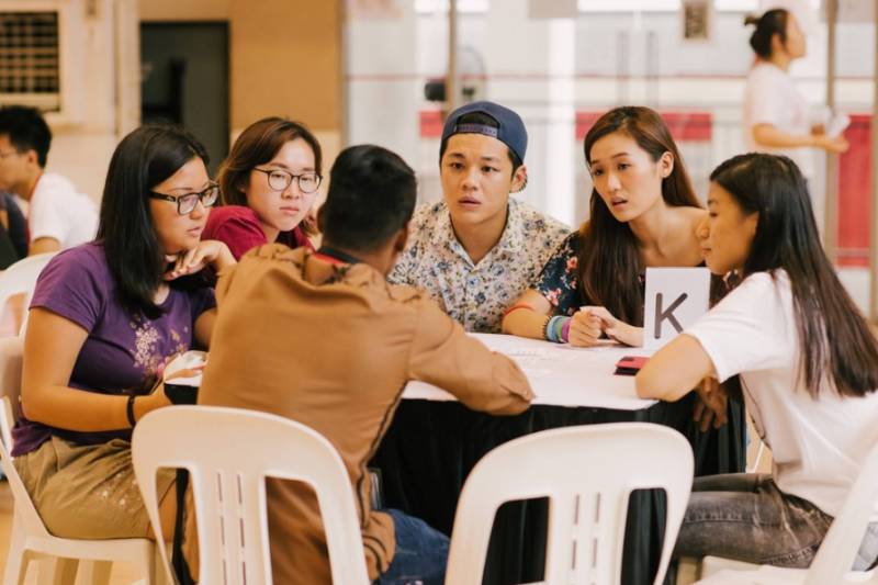 “我也怕獨自猝死在家裏”，單身人口暴增，新加坡真的適合獨居嗎