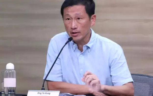 網友爆料：同事帶病上班，第二天確診！新加坡或不得已再次收緊限制