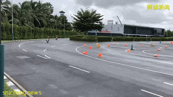 中國媽媽在普吉島陪讀，快樂教育、生活恣意，她爲什麽還要轉戰新加坡