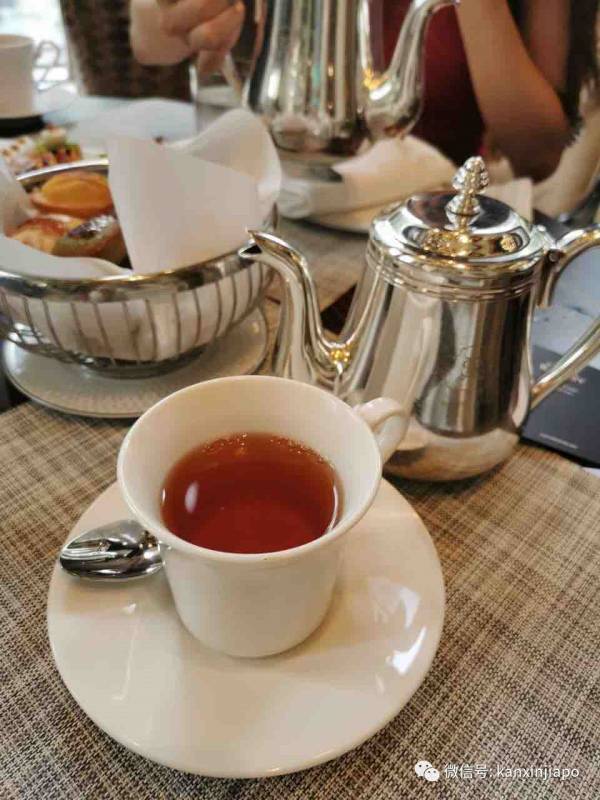 新加坡流行的在五星级酒店里办公,是怎样一种体验