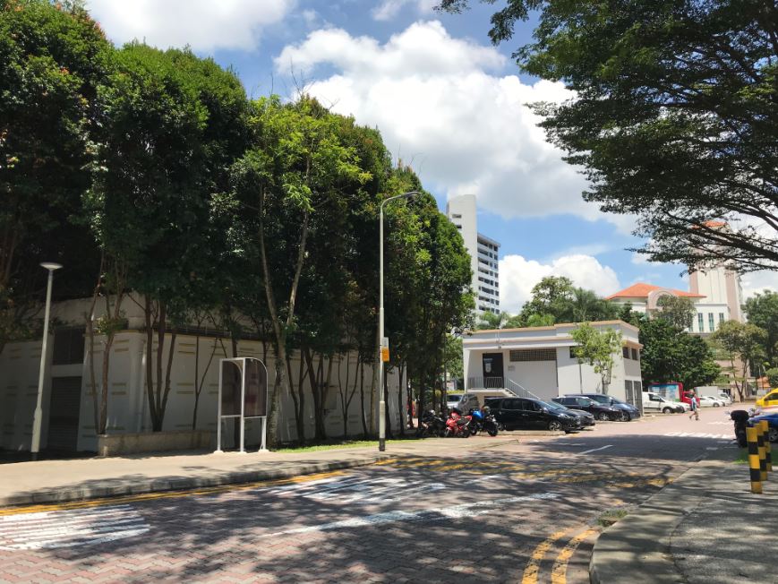 马来清洁工蜗居锦茂垃圾收集站新加坡议员迪舒沙协助安排租赁组屋