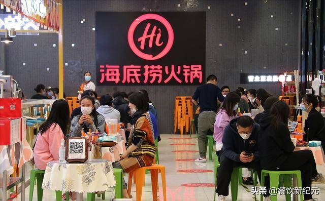 月薪3500新幣!去海底撈洗碗吧!新加坡海底撈工資待遇“曝光”