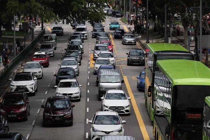 德士、电动车司机又有福利了！低排放汽车和德士均可减税