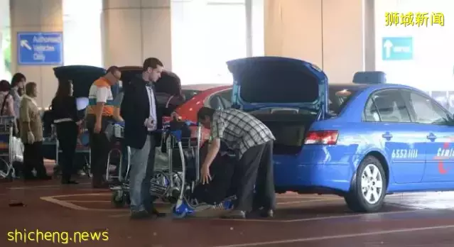 可怕,新加坡“車牌”突破11萬新幣!打車也貴了35%