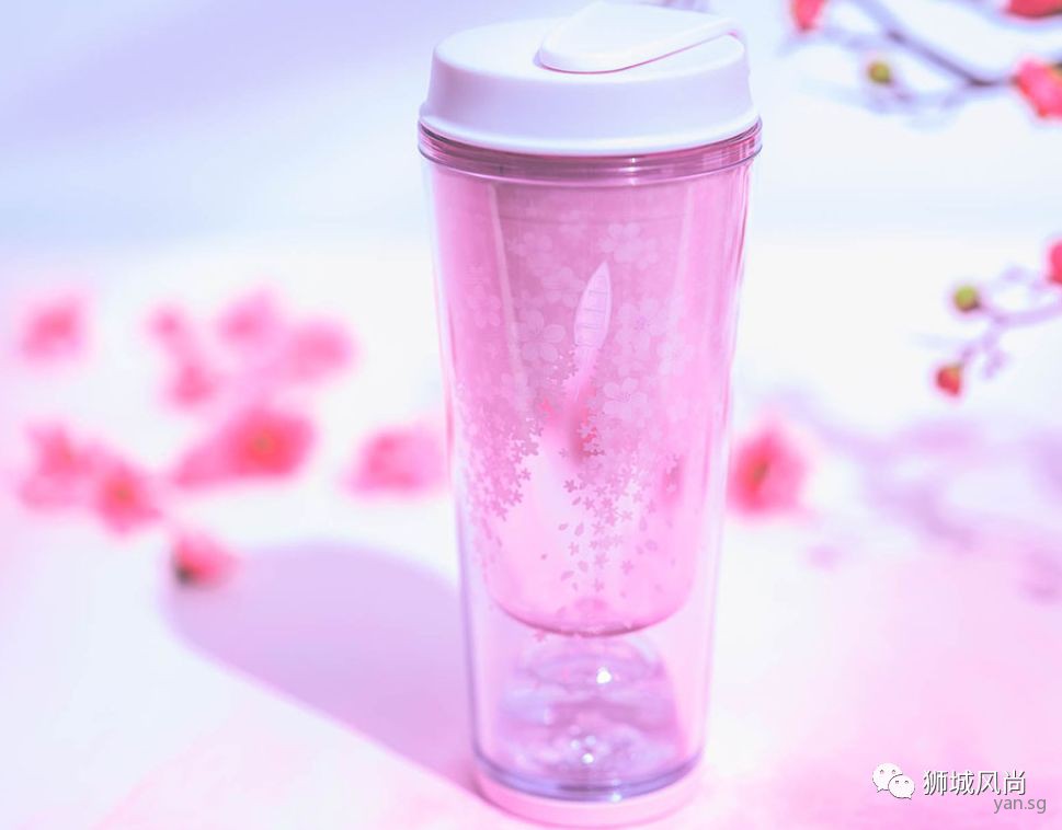 Starbucks to introduce new drinks and merchandise this week!