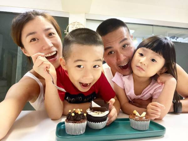 一家移居台北   陈邦鋆独自顾孩子   庞蕾馨忧夫患抑郁症