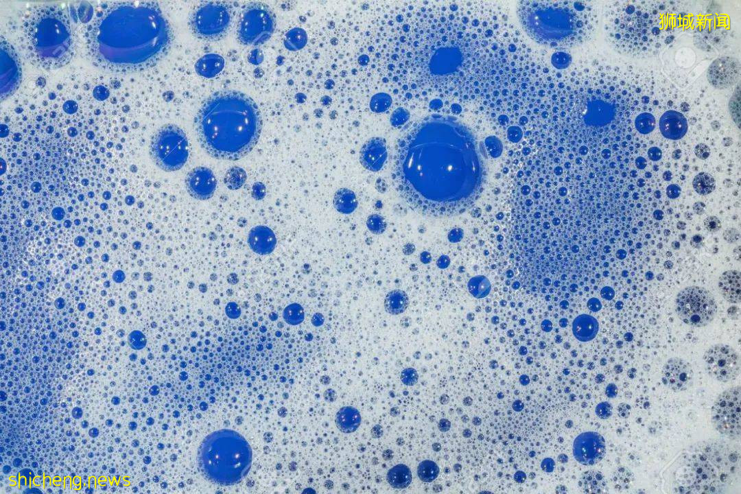 新加坡护士被邻居喷消毒液、骂脏话!加急保护令帮全家解脱