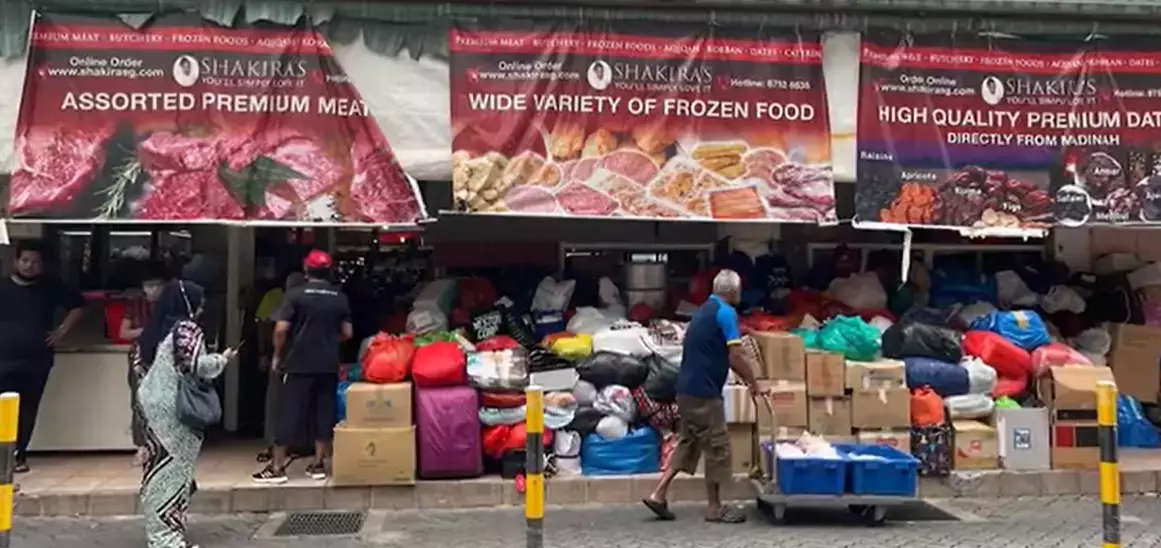 新加坡男子爲馬國募捐,肯請大家不要再捐衣服了