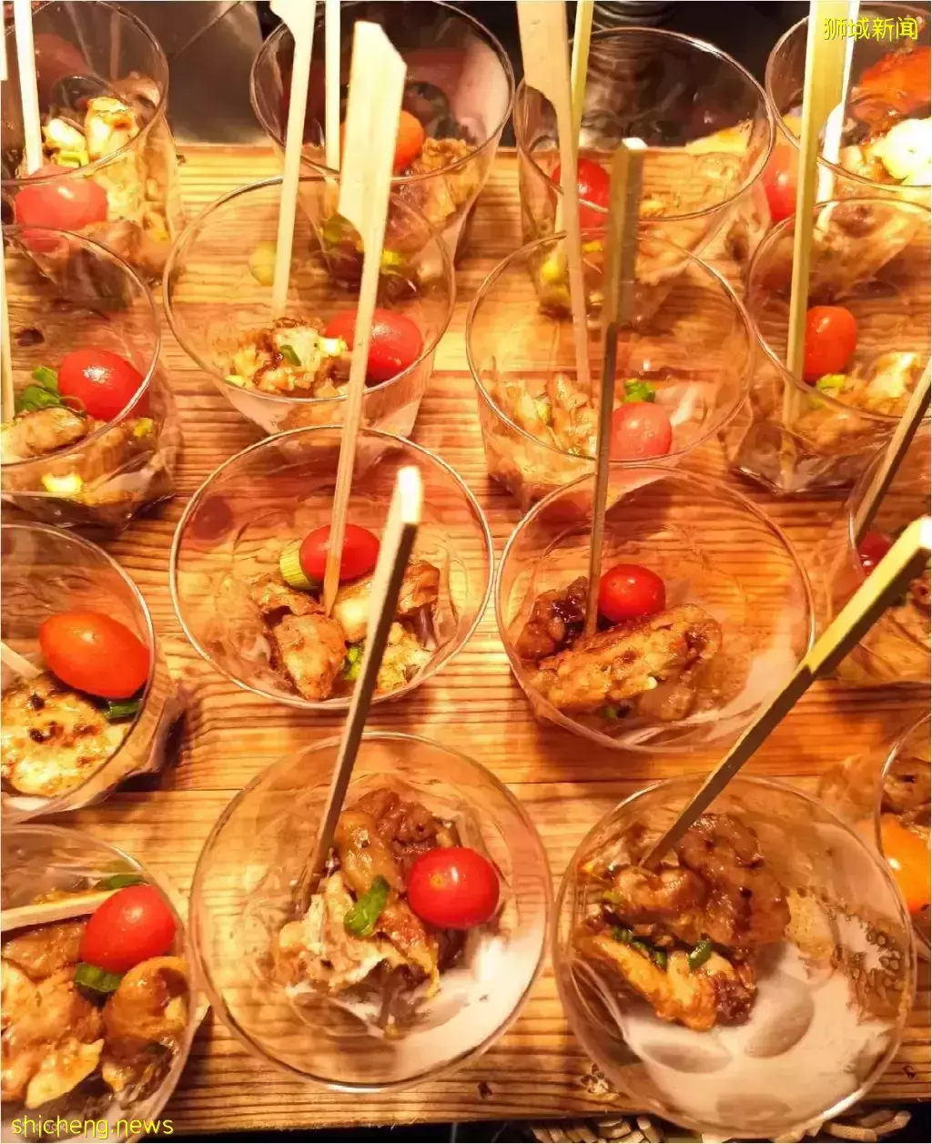 日落巡艇之旅开放预订啦!欣赏绝美夕阳+海滨夜景,全程充满浪漫氛围感⛅