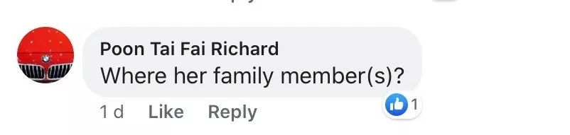 心塞！新加坡97岁阿婆为了生活出来摆摊