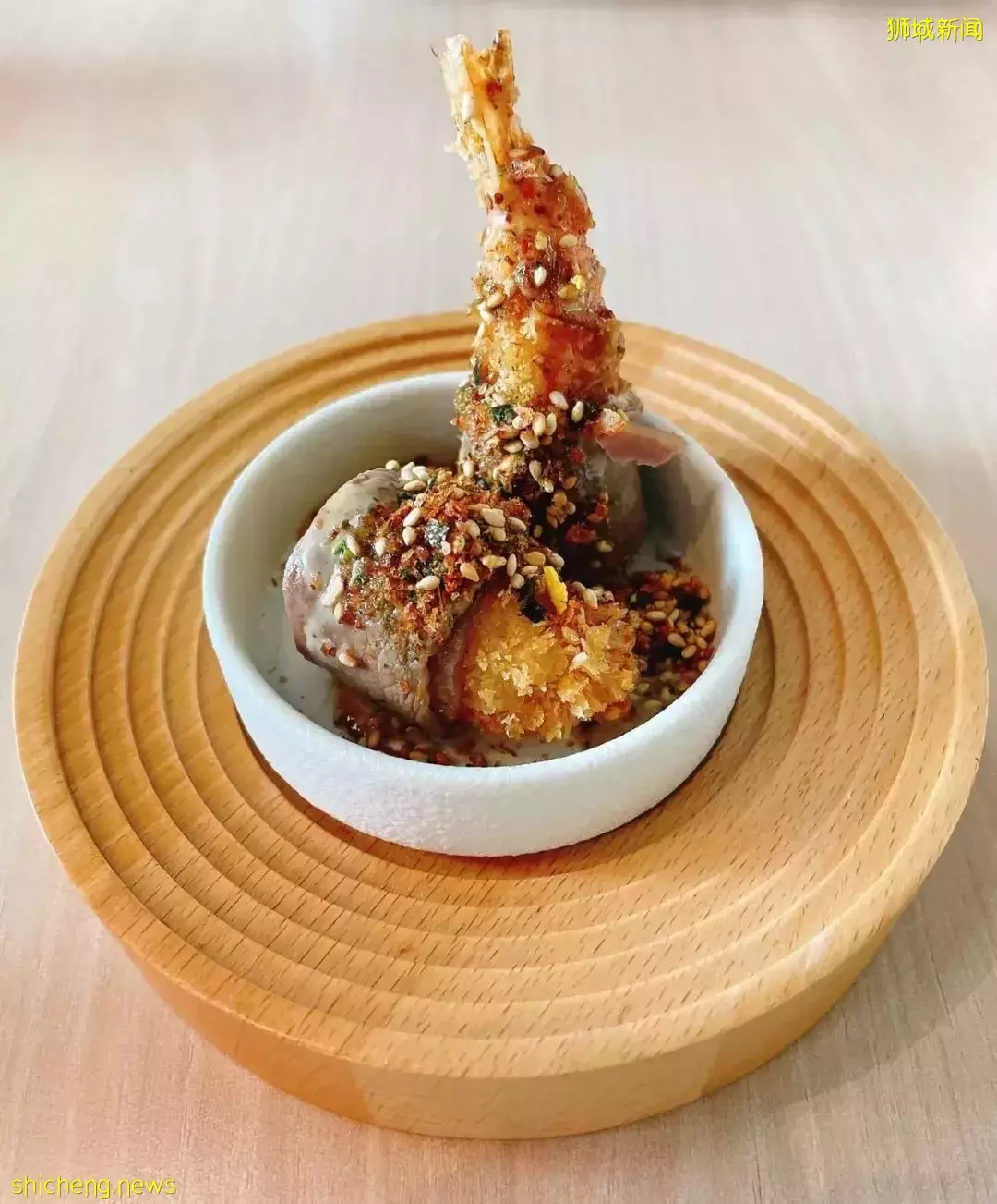 水果寿司+火焰拉面+中式点心下午茶，根本吃不过来