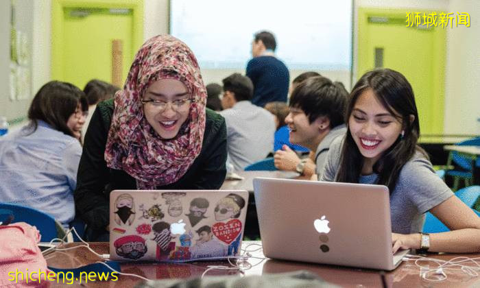 一年一度！新加坡家長都在這裏通宵打地鋪排隊，到底在搶啥