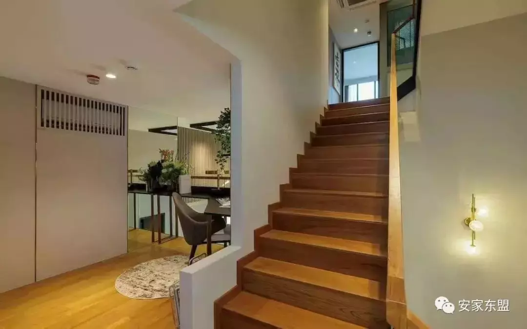 Belgravia Ace最後一個周末看房，已經上百張支票，可能開盤賣掉九成，不提前交支票就可能沒機會了，最後一個別墅大盤