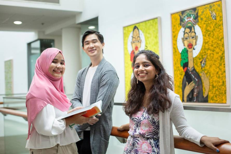 SMU 头条 新加坡管理大学毕业生，掌握未来经济发展所需必备技能