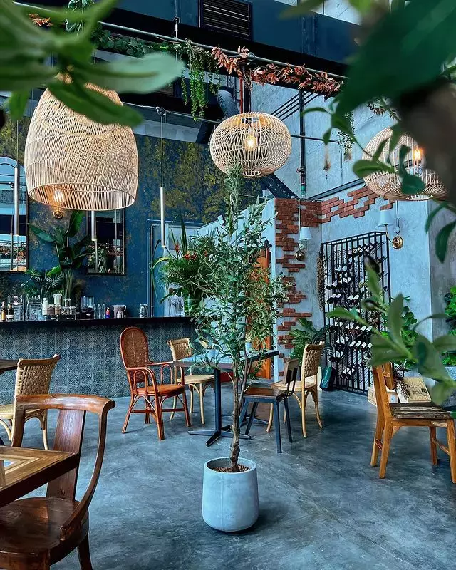 Tigress by 82Soho韩式台球美食酒吧🤩都市丛林风格，一站式吃喝玩乐🍷就在Orchard Gateway