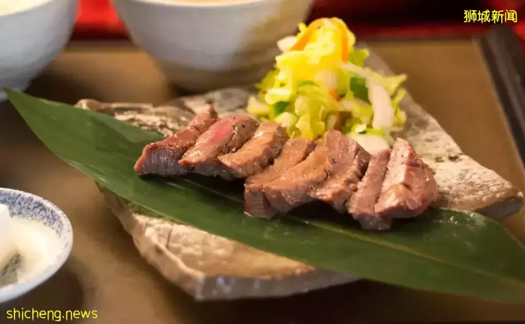 8道Omakase每人只需$30++!两种配套让你吃到烤牛舌+和牛,预订时至少需要2人同行🙌