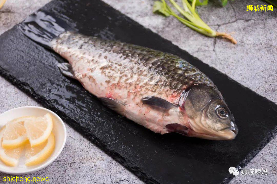 超劃算中國超市！$0.6鮑魚、$8麻辣小龍蝦、活鲫魚、80種海鮮、100多種面食