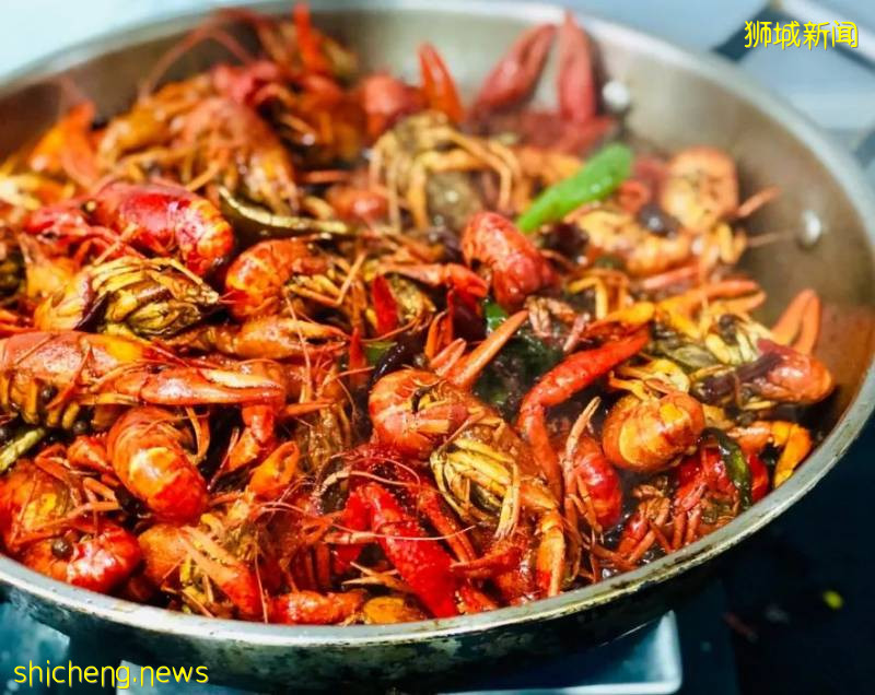 深夜食堂 | 小坡島夜宵上線NUS，一起來撸串吧!