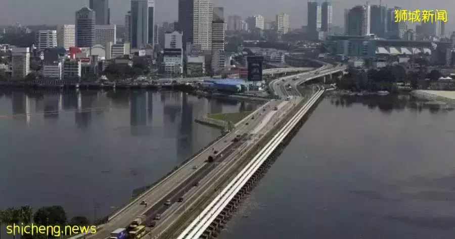 大马客工每逢佳节倍思亲 狮城就地过年抱团取暖