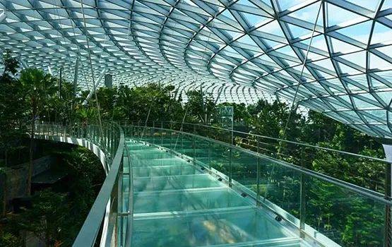 新加坡最豪华商场排行榜单出炉,星耀樟宜占据榜首