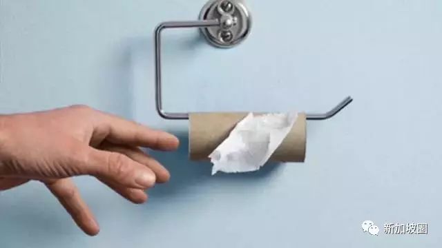 新加坡一大厦停止供应卫生纸，谁叫你们不好好冲厕所！