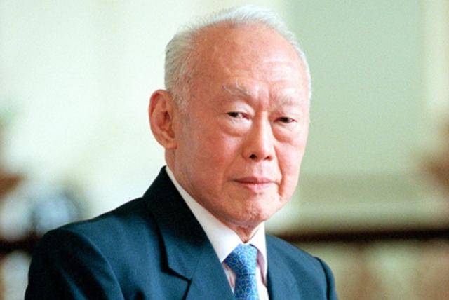 李光耀：未来欧洲摆脱不了变为配角的困境，这是它无可挽回的命运