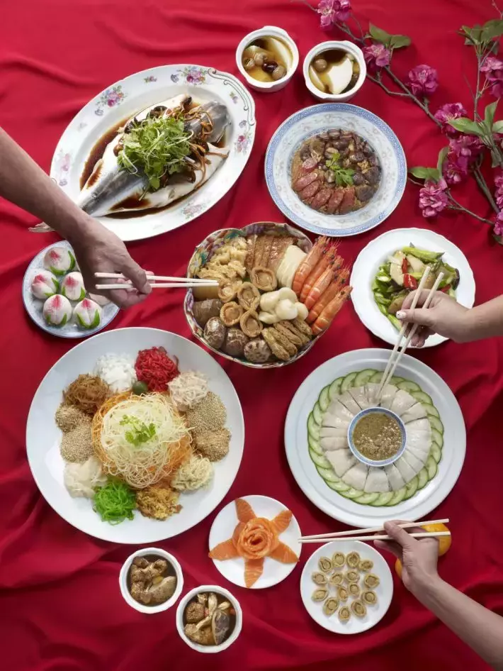 新加坡20家熱門年夜飯大盤點！打包帶回家吃安全又美味！還有早鳥預訂優惠，快來Get吧