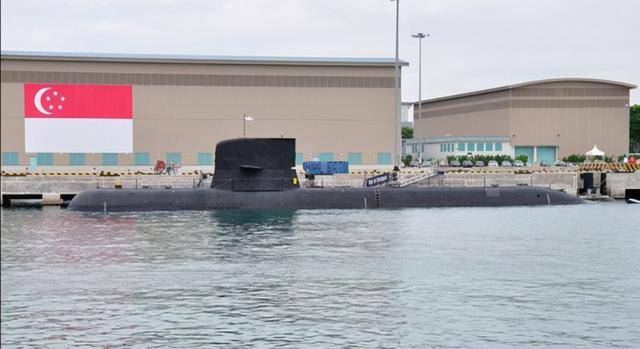 印度海军东进,却怕潜艇出事,忙与新加坡签协议,求对方出手救援