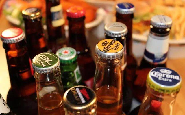 ‘新加坡，圈美食’这些深受Young Adults喜爱的Bar,你去过几家呢？