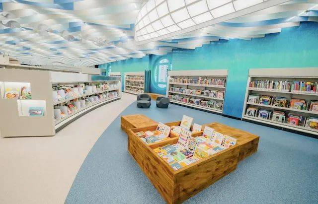 新加坡 假期來臨，不妨帶孩子泡一泡圖書館