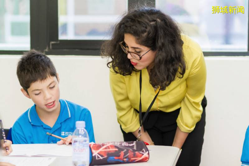 別被新加坡人的Singlish騙了!真實的英文水平竟然是這樣