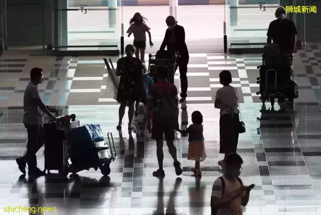 新加坡有人結婚確診、拒隔離致一家五口感染