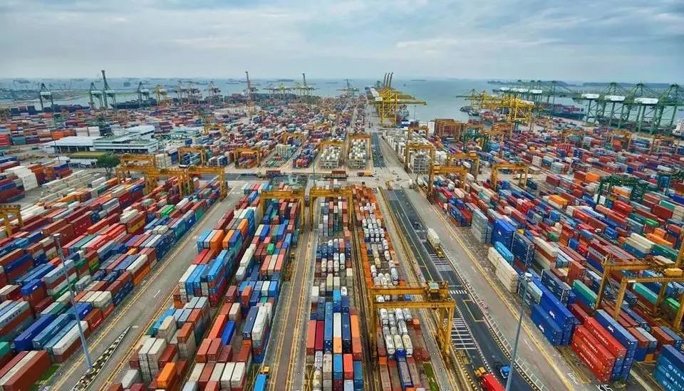 新加坡搭快车恢复经济,居家办公几家欢乐几家愁