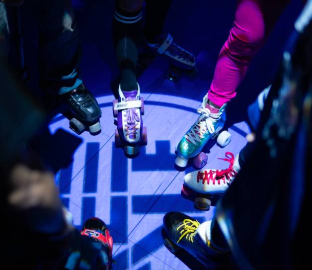 坡島夜生活出行指南！90s旱冰Disco club、室內mini高爾夫bar、高能版密室逃脫等你來玩