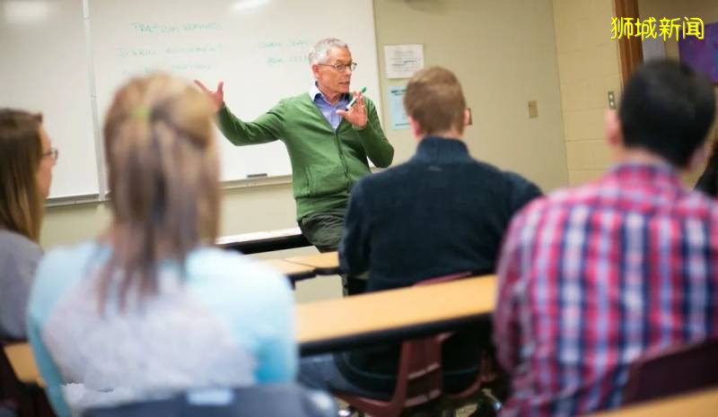 高考放榜,留學還能移民,新加坡歡迎優秀學生