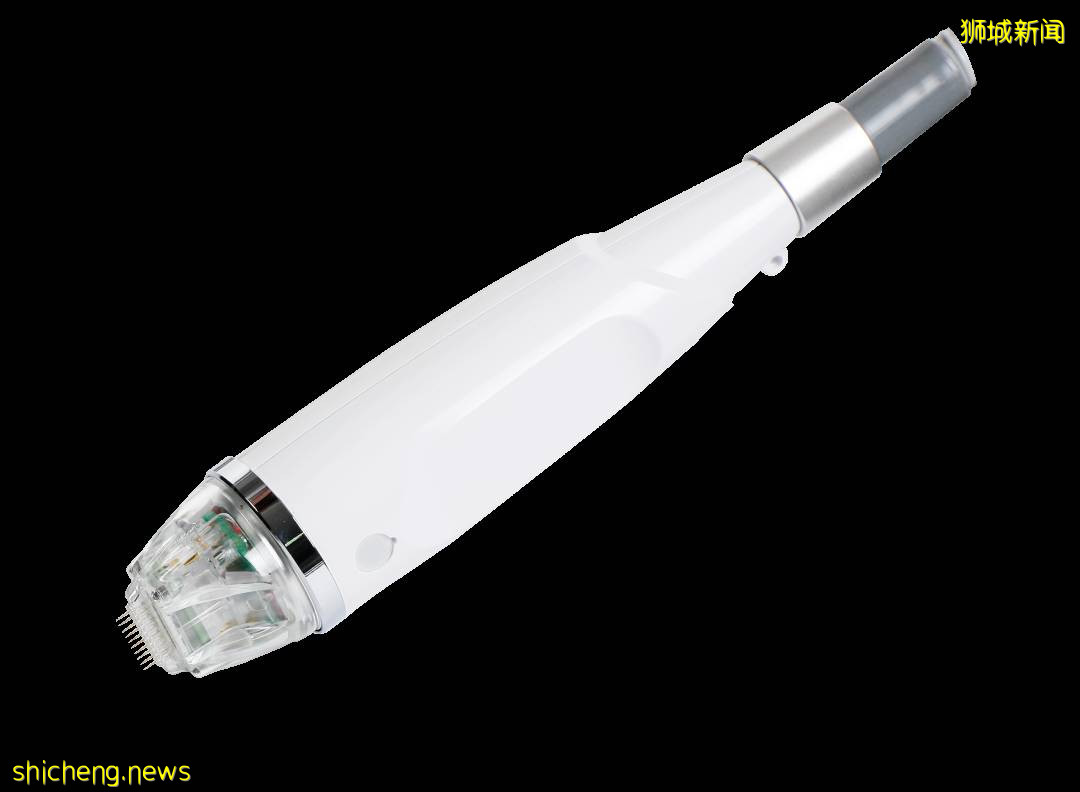 新加坡童年女神隐婚10年，41岁嫁富豪老公，50岁美成了天仙