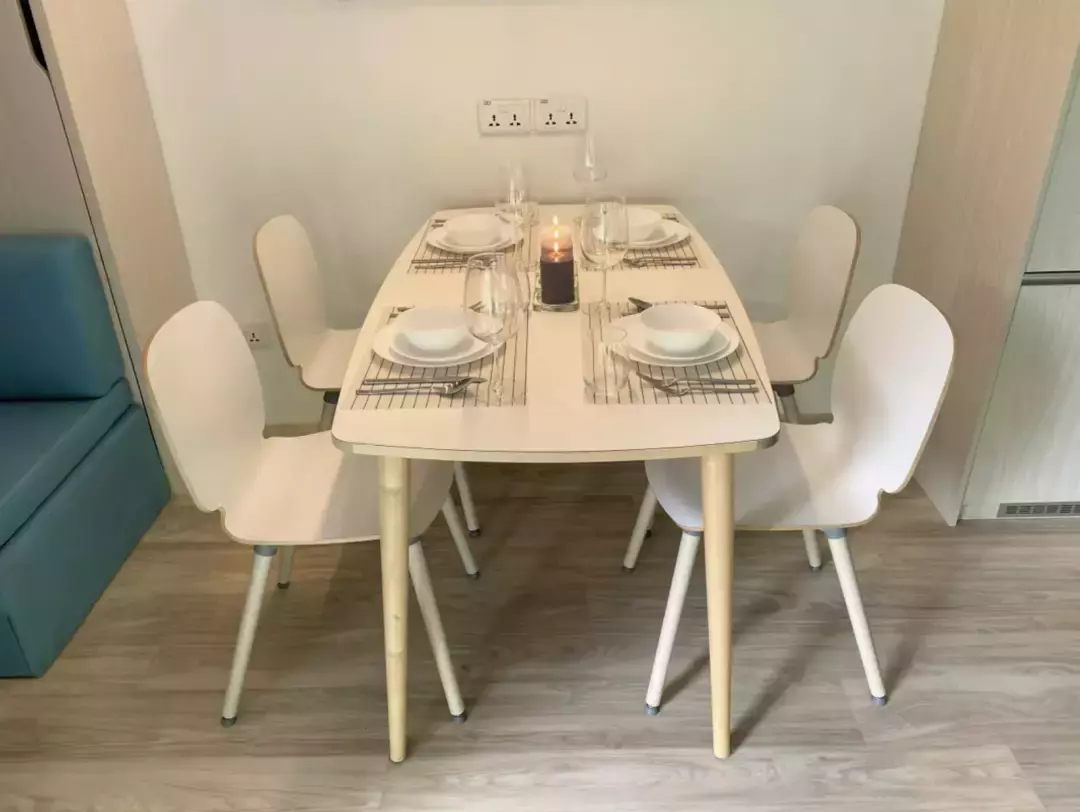 花了200多新幣，我在新加坡的“地獄”門口住了一晚