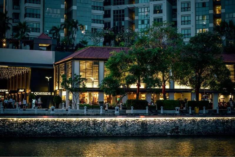 不出国也像度假,坡坡有哪些值得打卡的“海景”餐厅