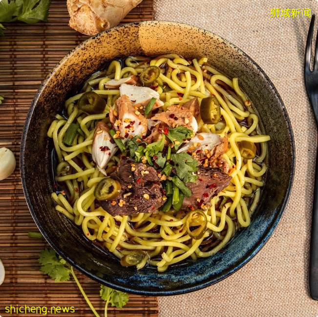 家的味道:馬來西亞女演員在大巴窯小販攤位提供吉蘭丹美食