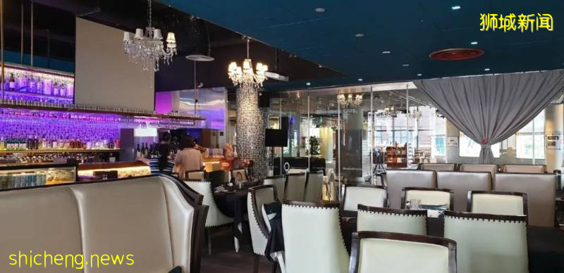 美食博主探店Symphony Cafe & Lounge 美食，美酒還有新加坡最迷人的夜景