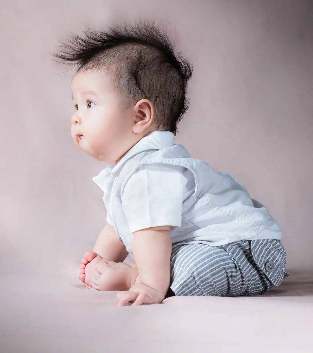 0至12月齡寶寶發育情況！新加坡媽媽應該注意的早教活動