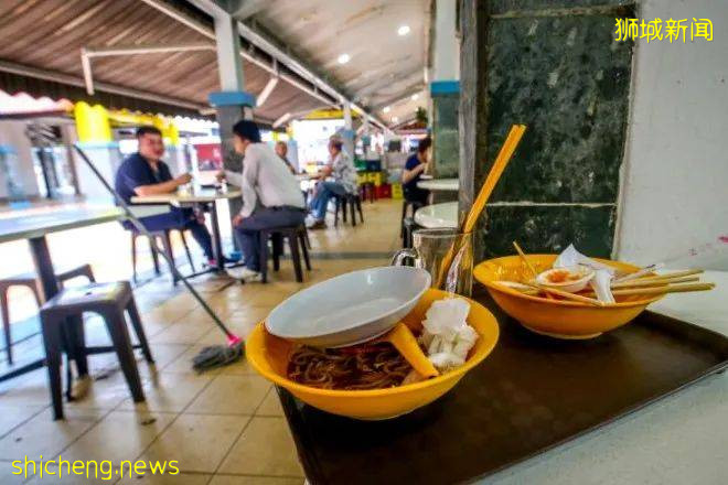 據調查顯示,公衆對咖啡店清潔滿意程度最低