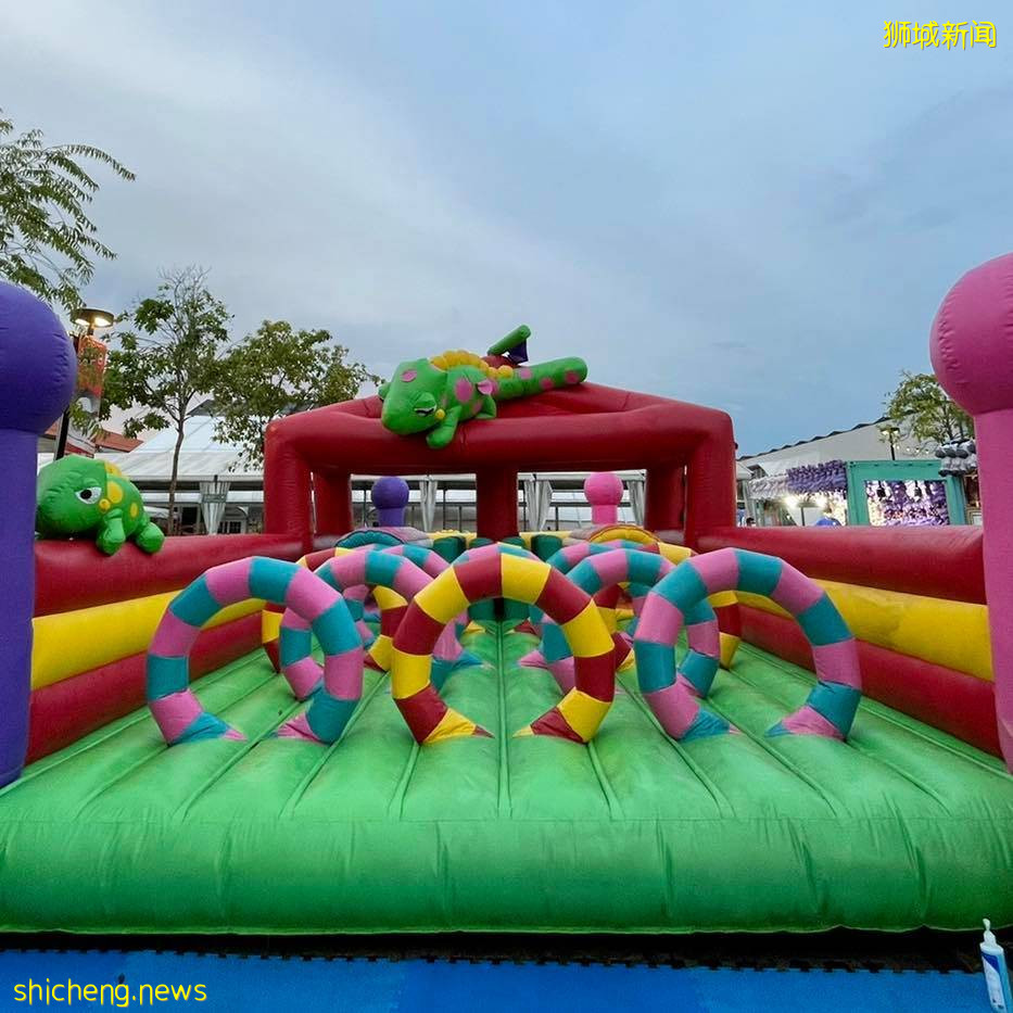 新加坡最大型的充氣城堡🏰正式登陸Downtown East!10米充氣滑水道+蹦床滑梯、瘋狂蹦跶💥