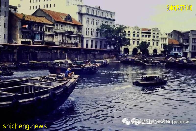 上世紀50-60年代,南洋島國新加坡,迎來經濟繁榮的第一次來臨時!